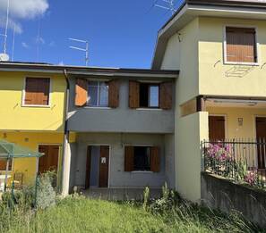 Villa a schiera centrale In vendita